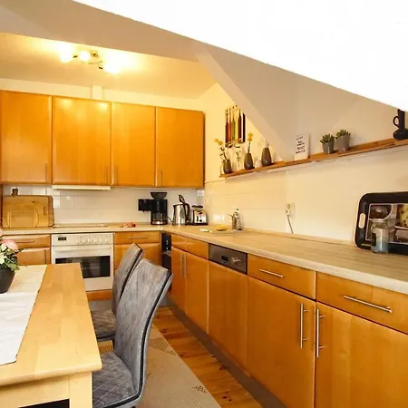 Viel Und Idyllische Umgebung - Honigtopf Bernstein Sagard