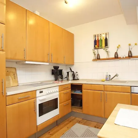 Viel Und Idyllische Umgebung - Honigtopf Bernstein Appartement Sagard