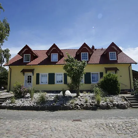 Viel Und Idyllische Umgebung - Honigtopf Bernstein *