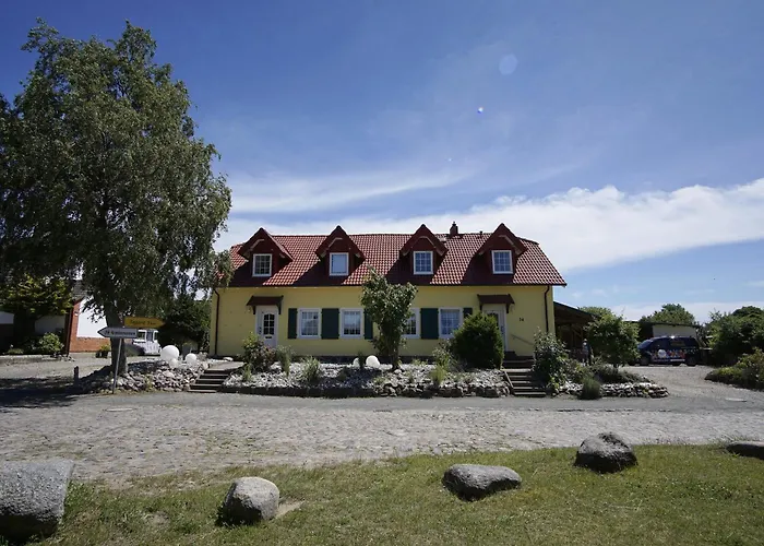 Viel Und Idyllische Umgebung - Honigtopf Bernstein *