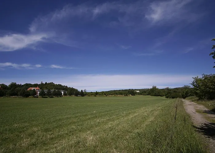 Viel Und Idyllische Umgebung - Honigtopf Bernstein Sagard